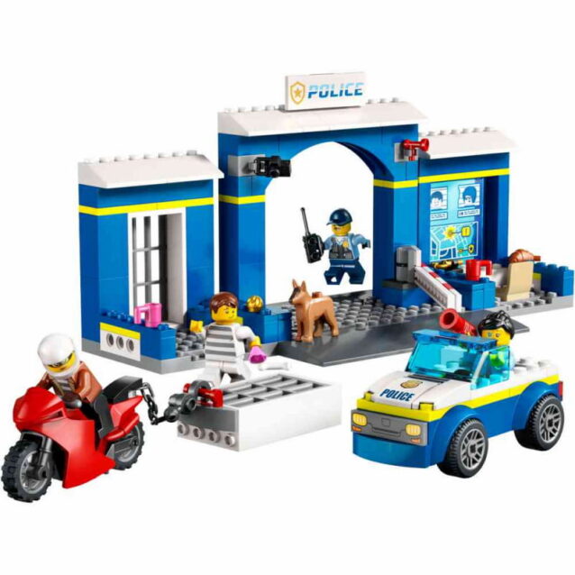 LEGO CITY POLICE STATION CHASE - Image 3
